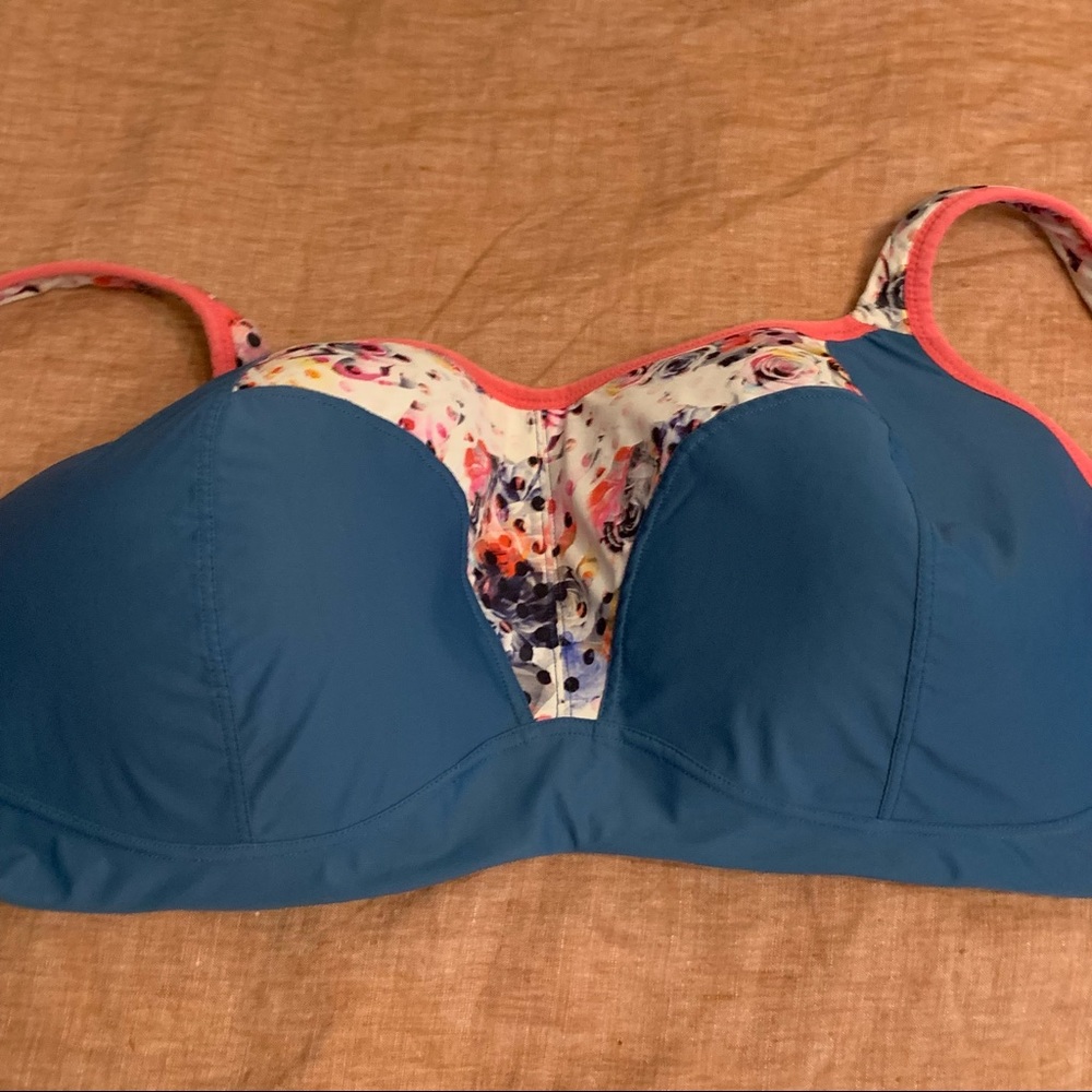 Panache Non Wired Sports Bra in 36H, blue/floral